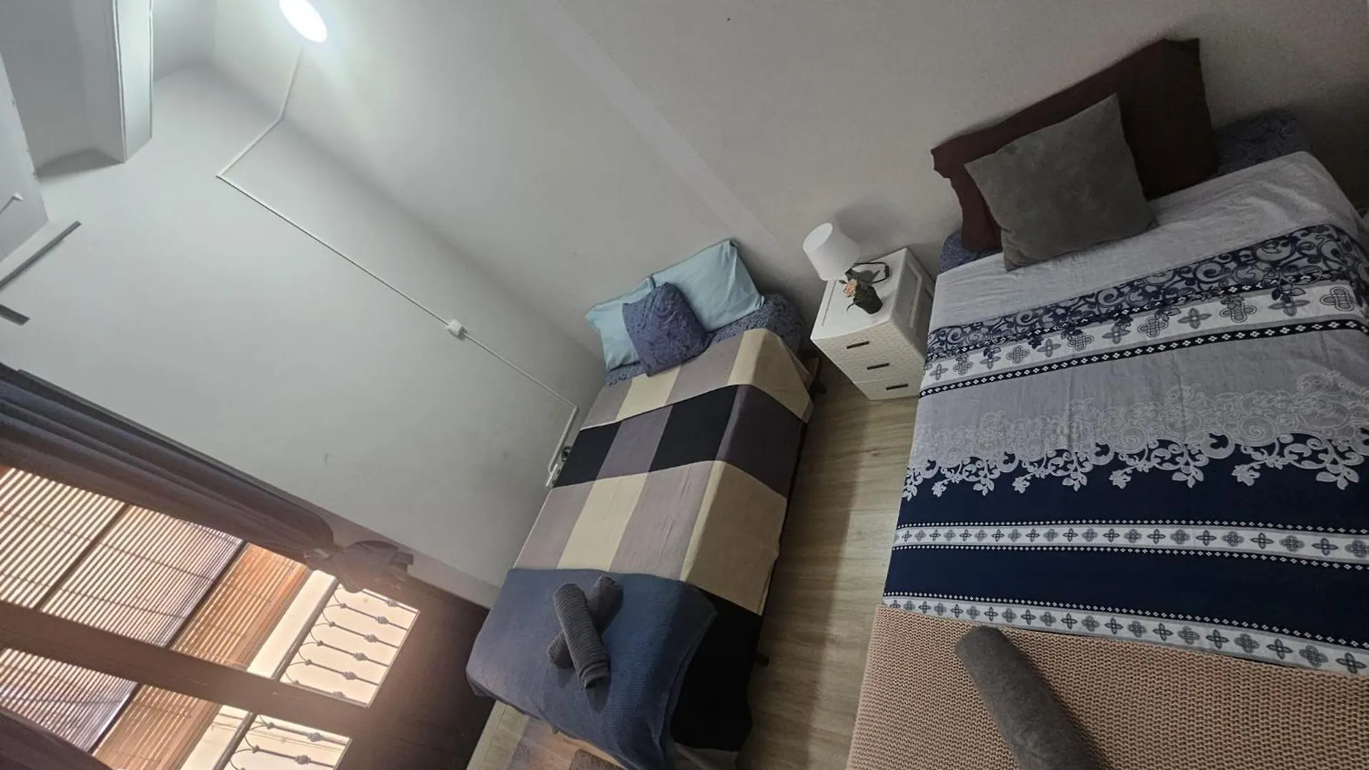 Ccozy Gignes House Apartment Barcelona Spain
